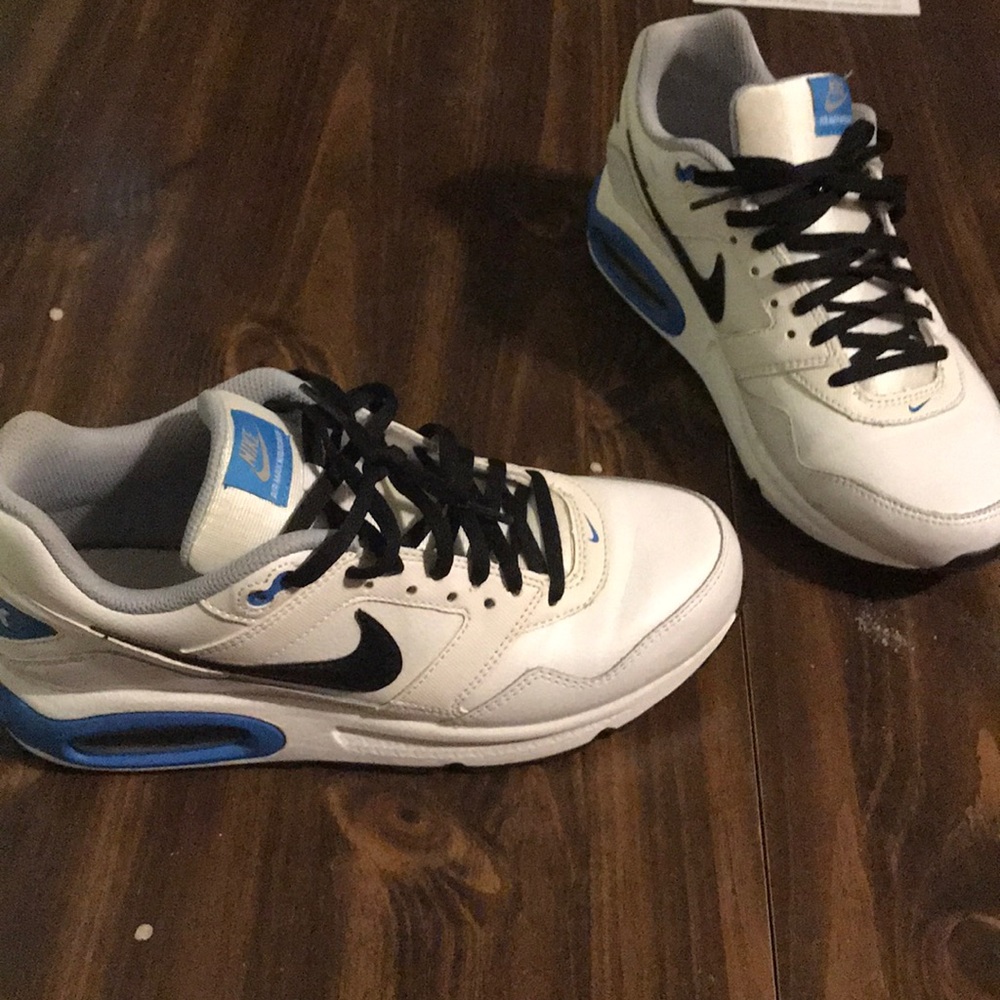 Nike air max 6.5 youth. Fits woman’s size 8